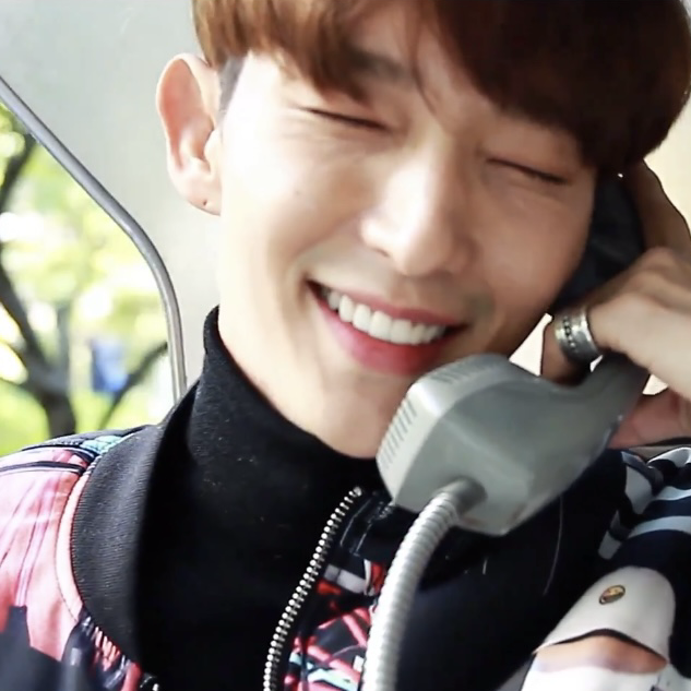 Behind-the-scenes cut of Lee Joongi