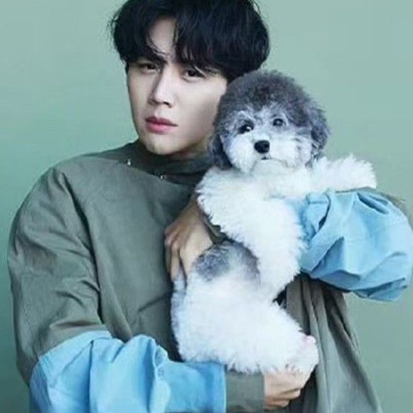 Latest photo of Kim Seonho