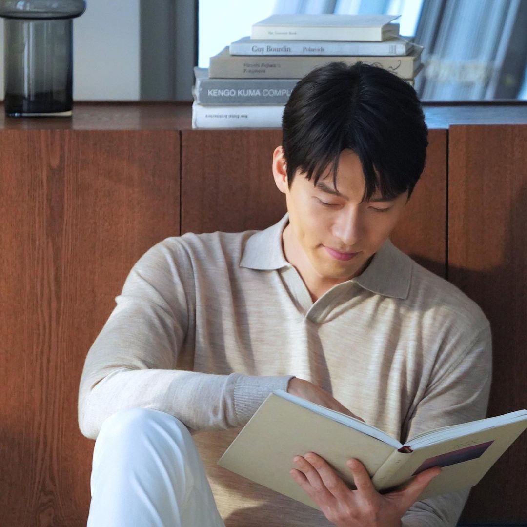 Behind-the-scenes cut of Hyun Bin