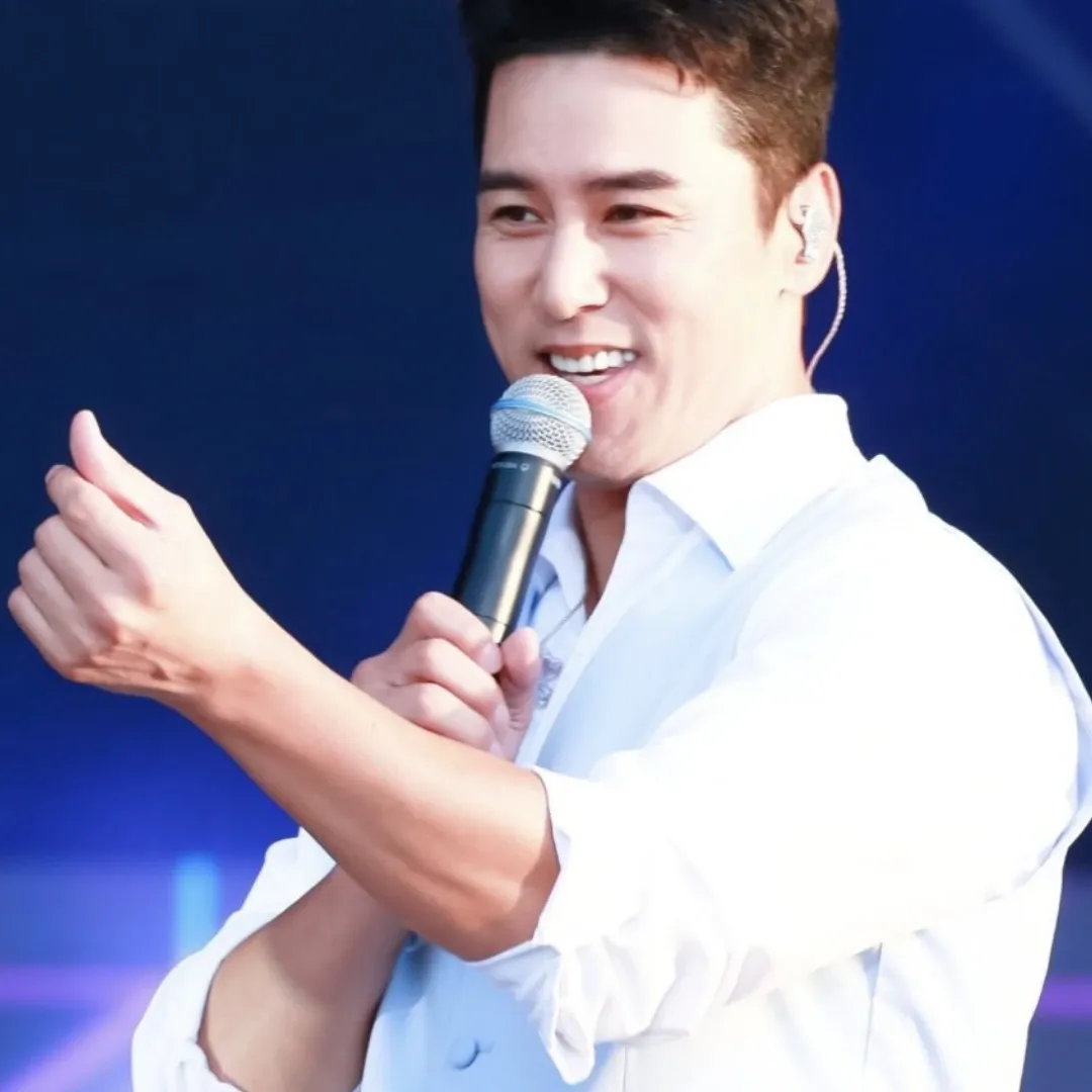 Foto kegiatan terbaru dari Jang Minho