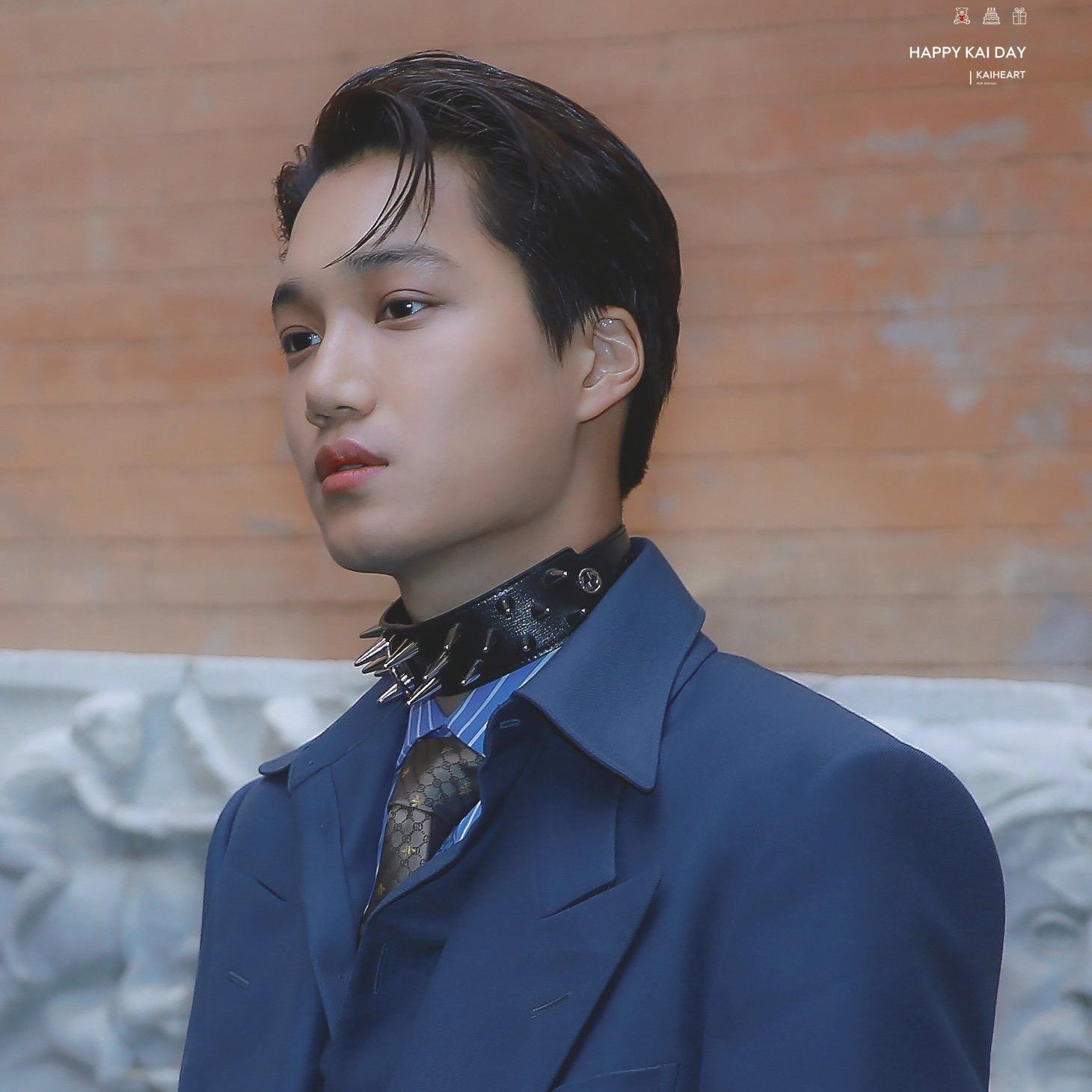 A moment captured by a fan of KAI