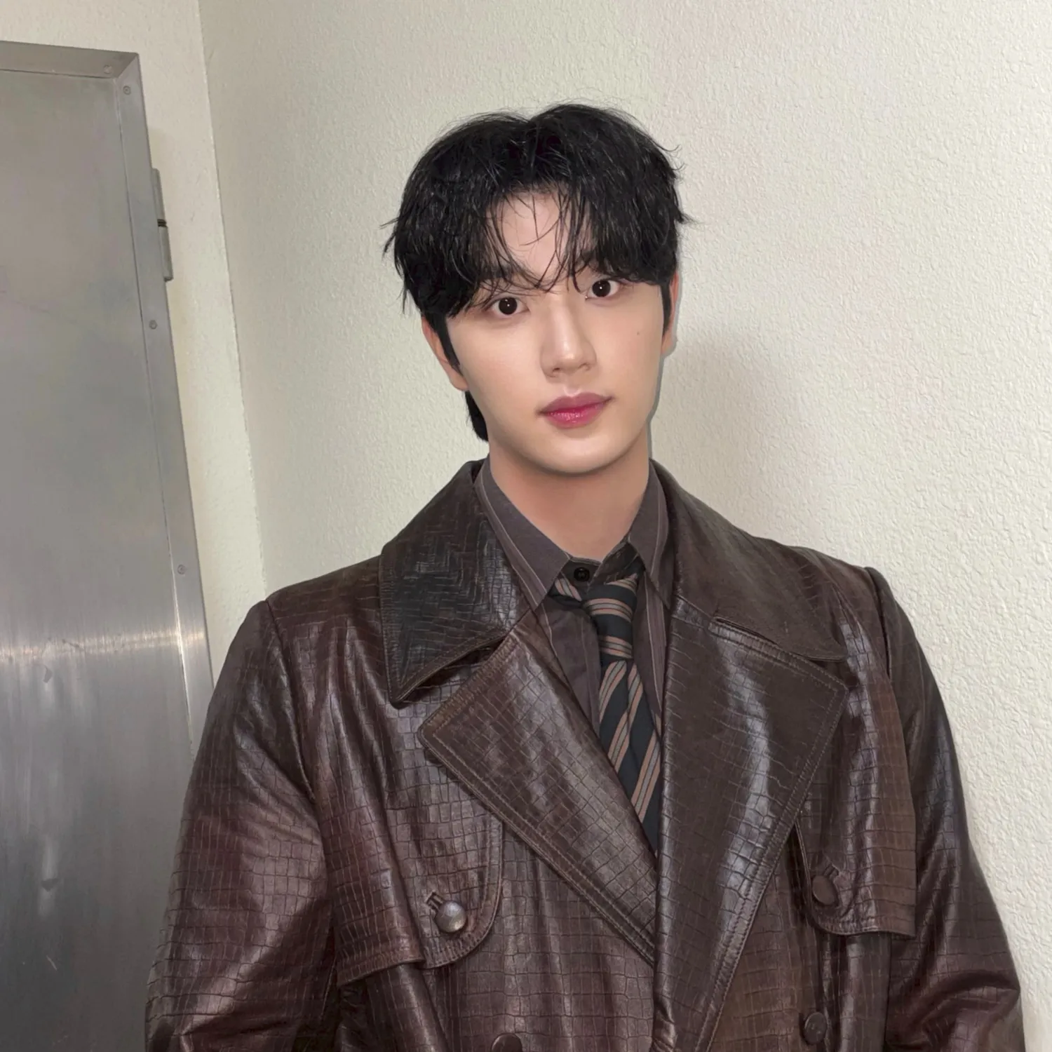 Behind-the-scenes cut of Kim Jaewon