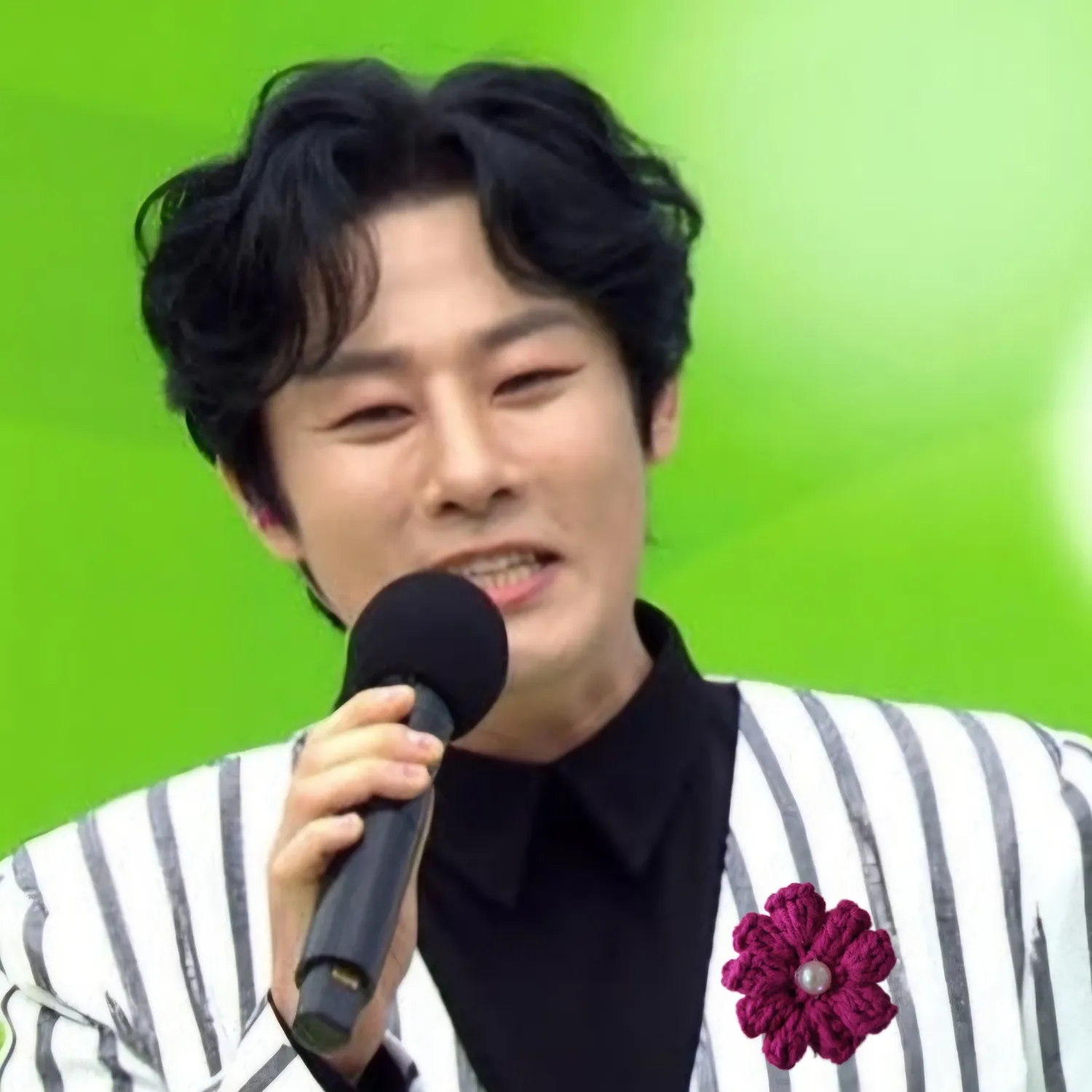 A moment captured by a fan of Kang Moonkyung