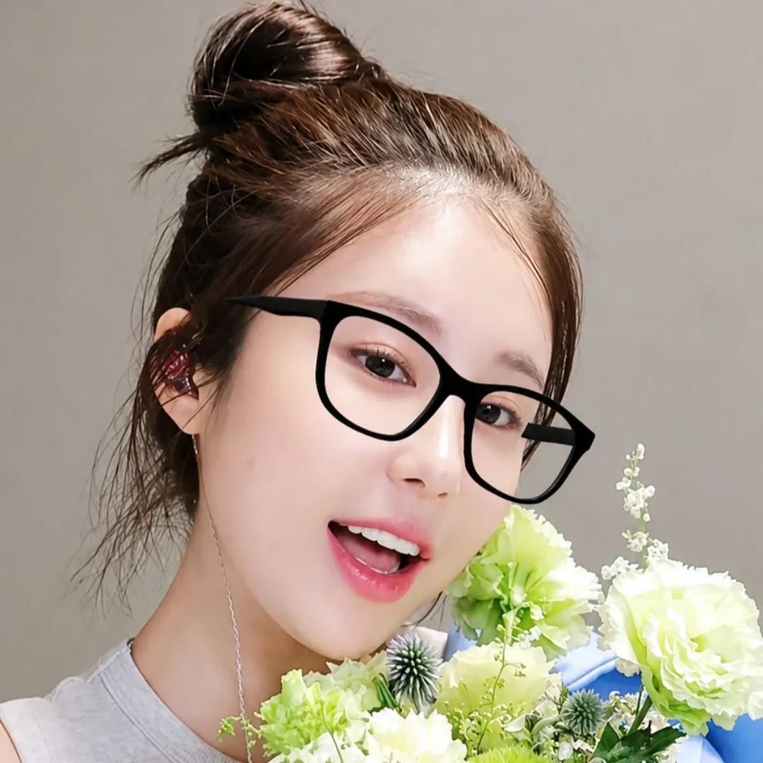 Foto terbaru dari Kim Soyou