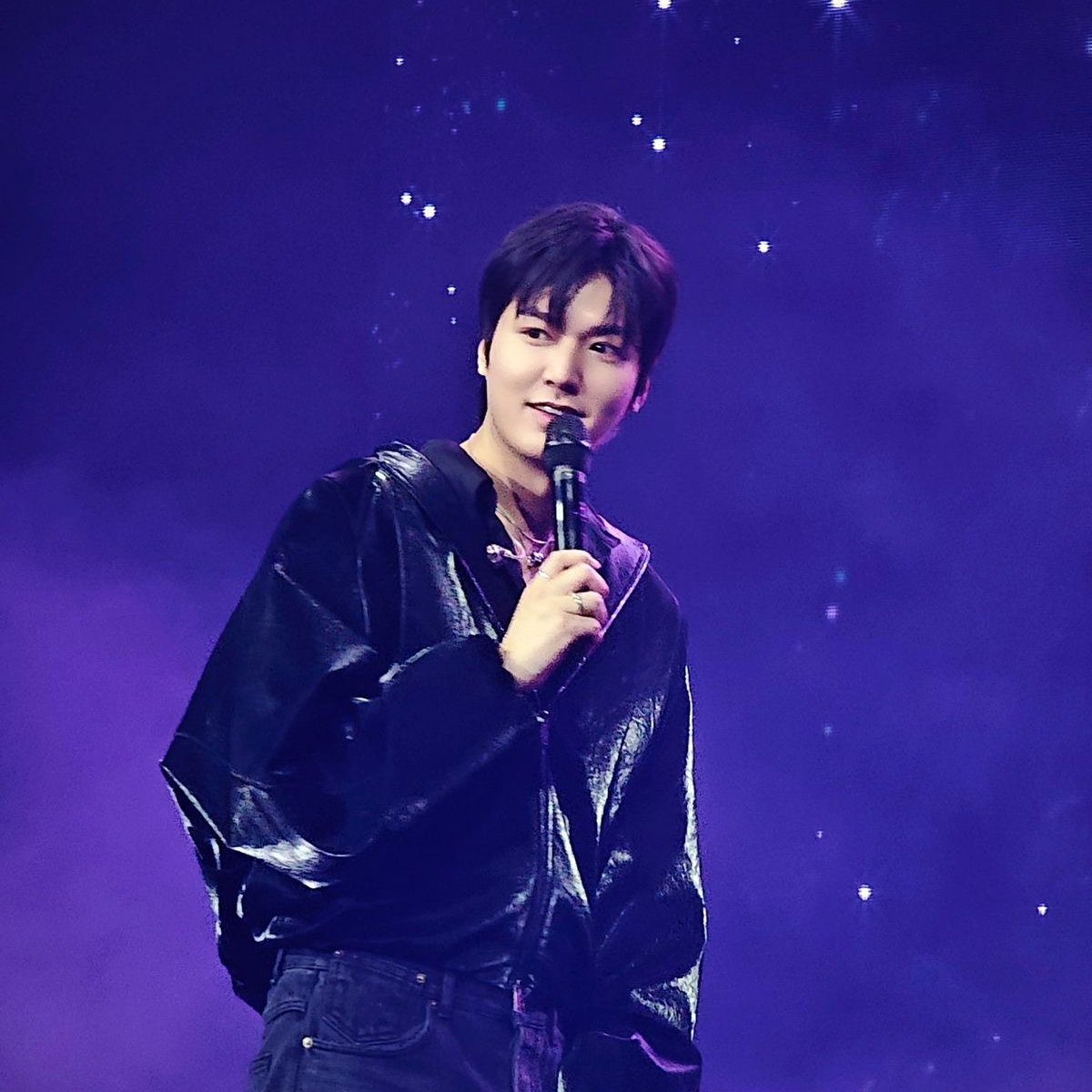 Recent activity shot of Lee Minho