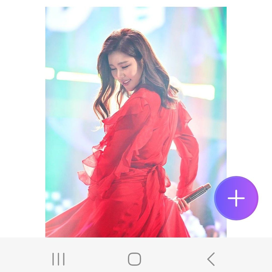 Foto terbaru dari Song Gain