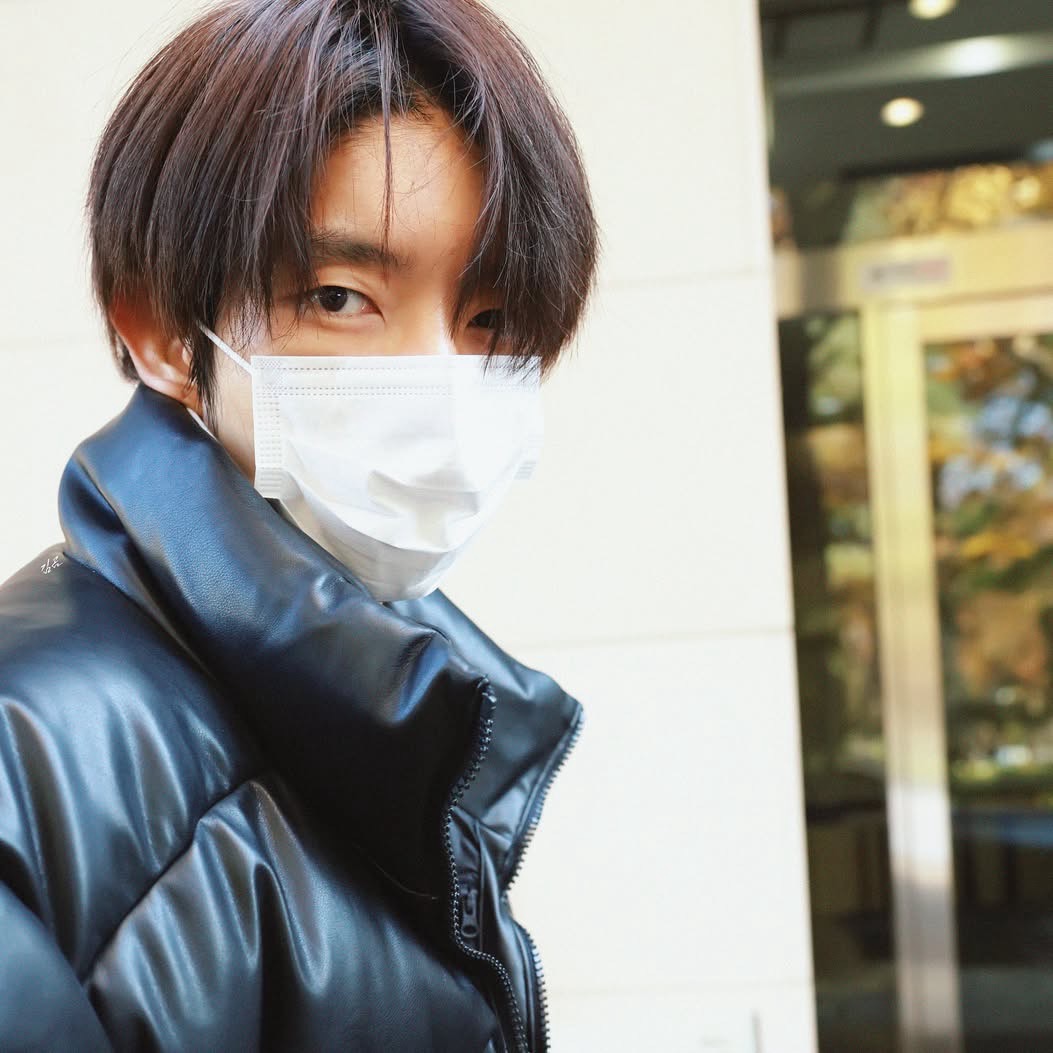 A moment captured by a fan of Lee Joongi