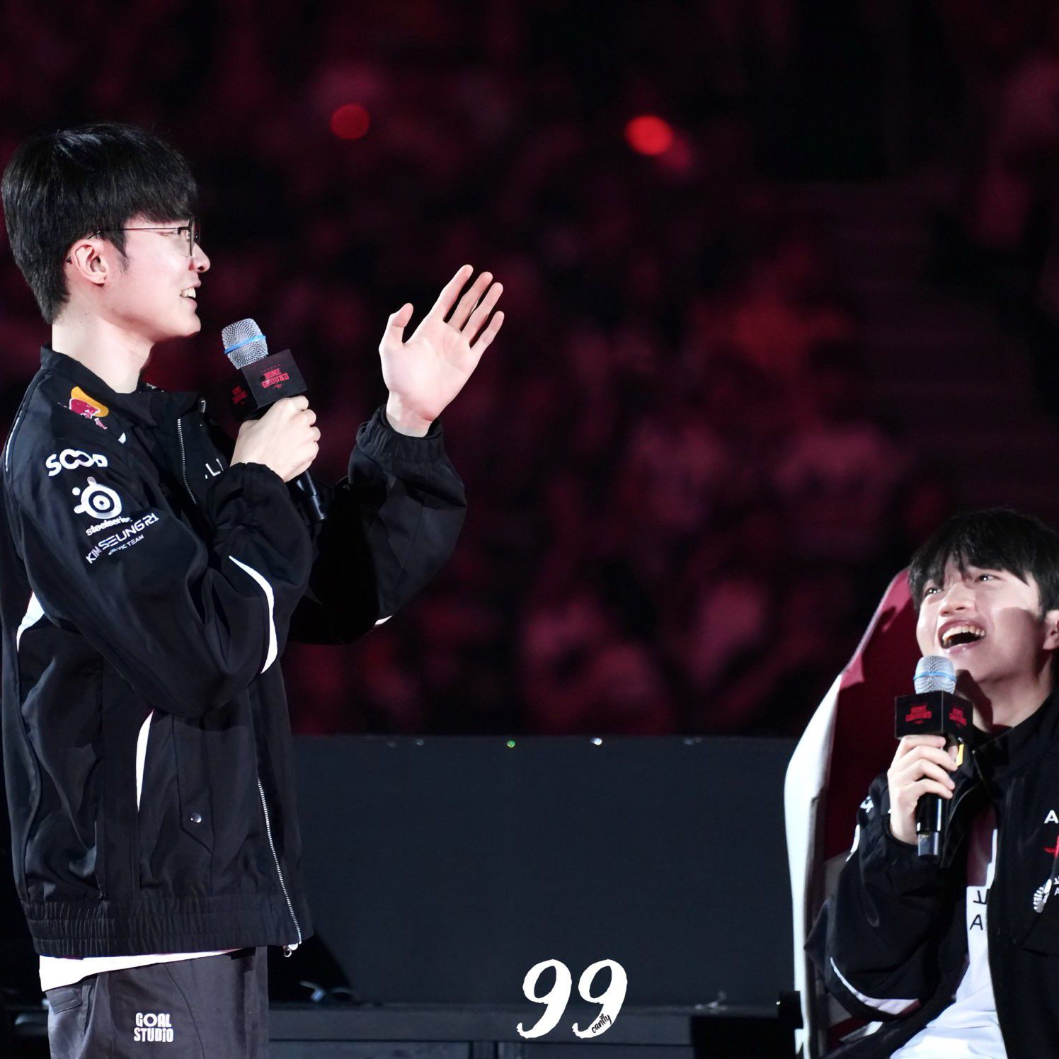 A moment captured by a fan of Faker