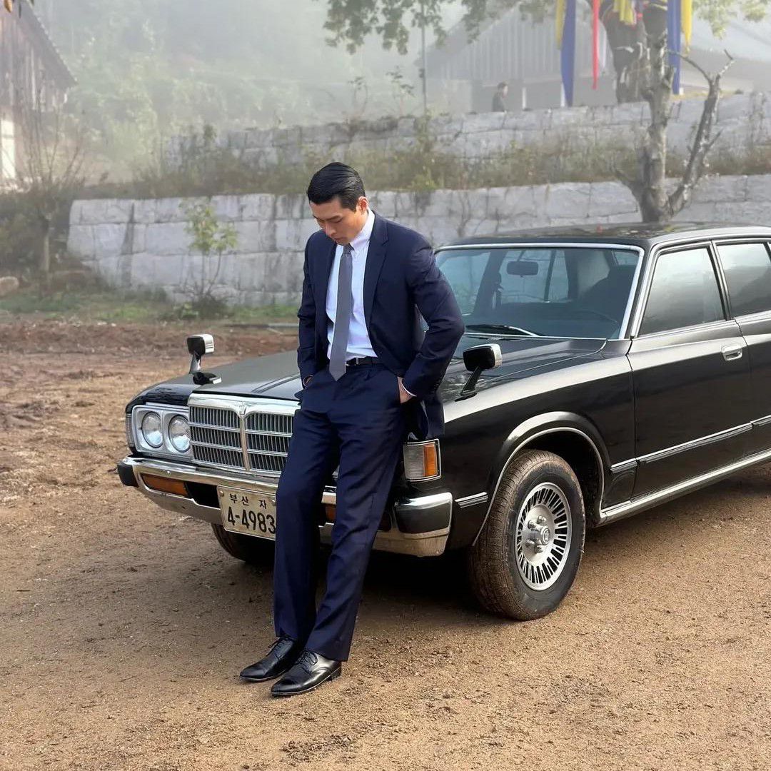 Foto terbaru dari Hyun Bin