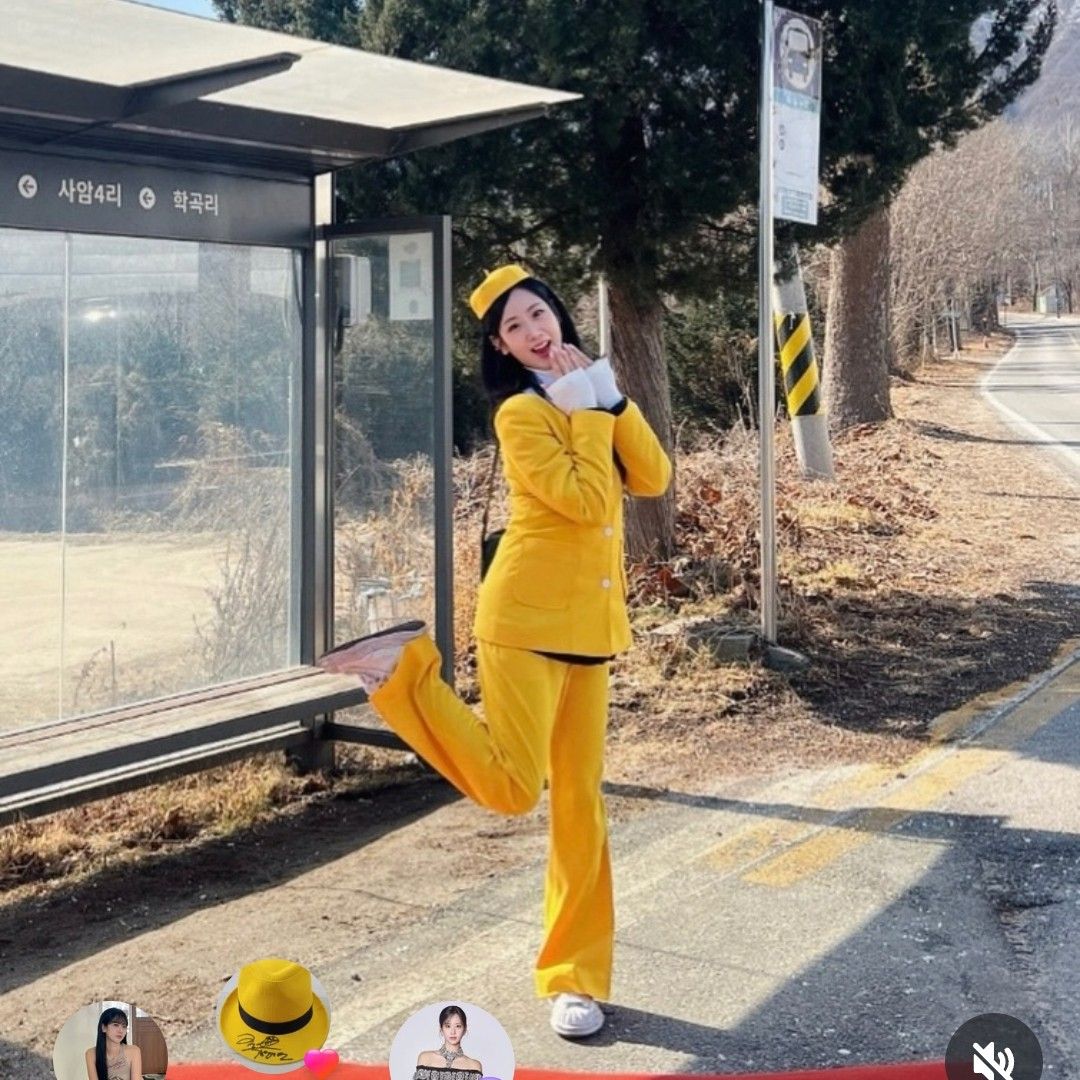 Latest photo of Kang Hyeyeon