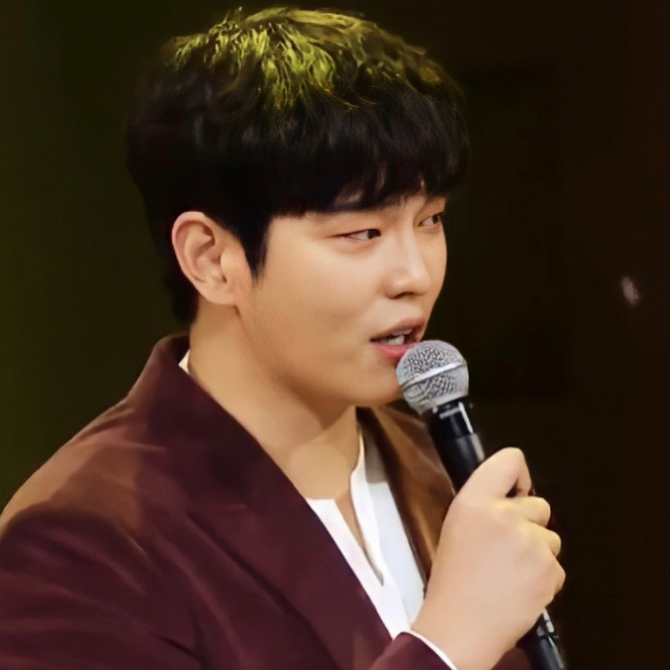 Behind-the-scenes cut of Yoon Kyunsang
