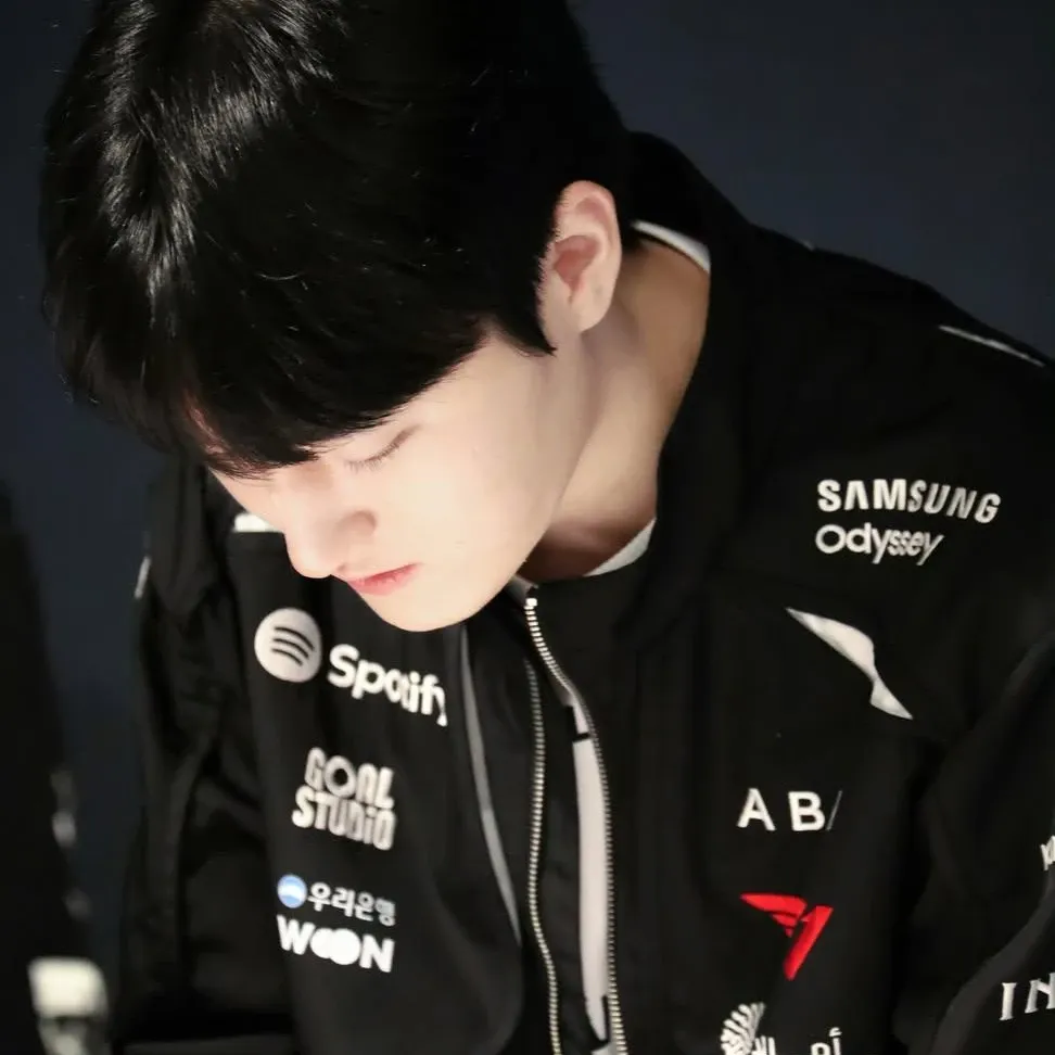 페이즈 최근 활동샷