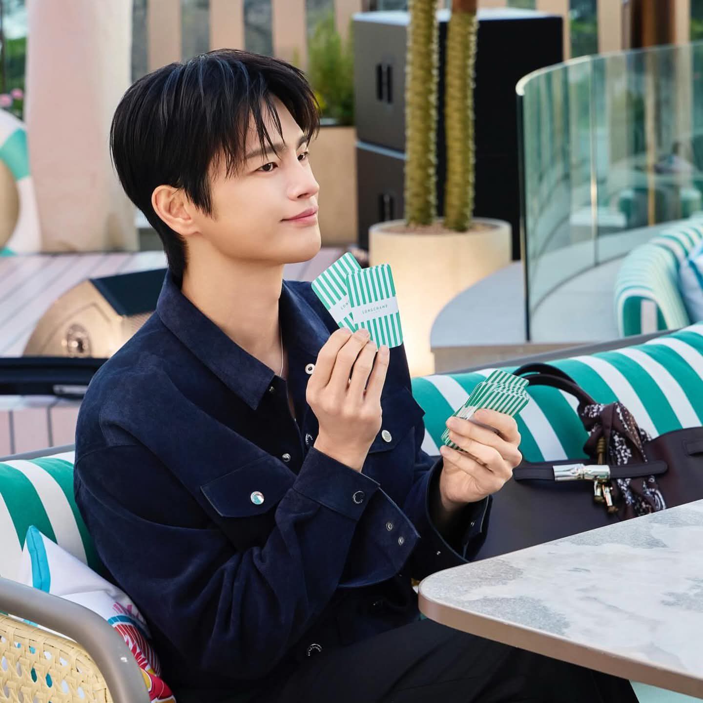 Cuplikan di balik layar dari Seo Inguk