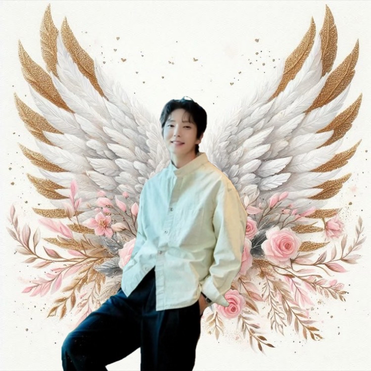 Recent activity shot of Lee Joongi