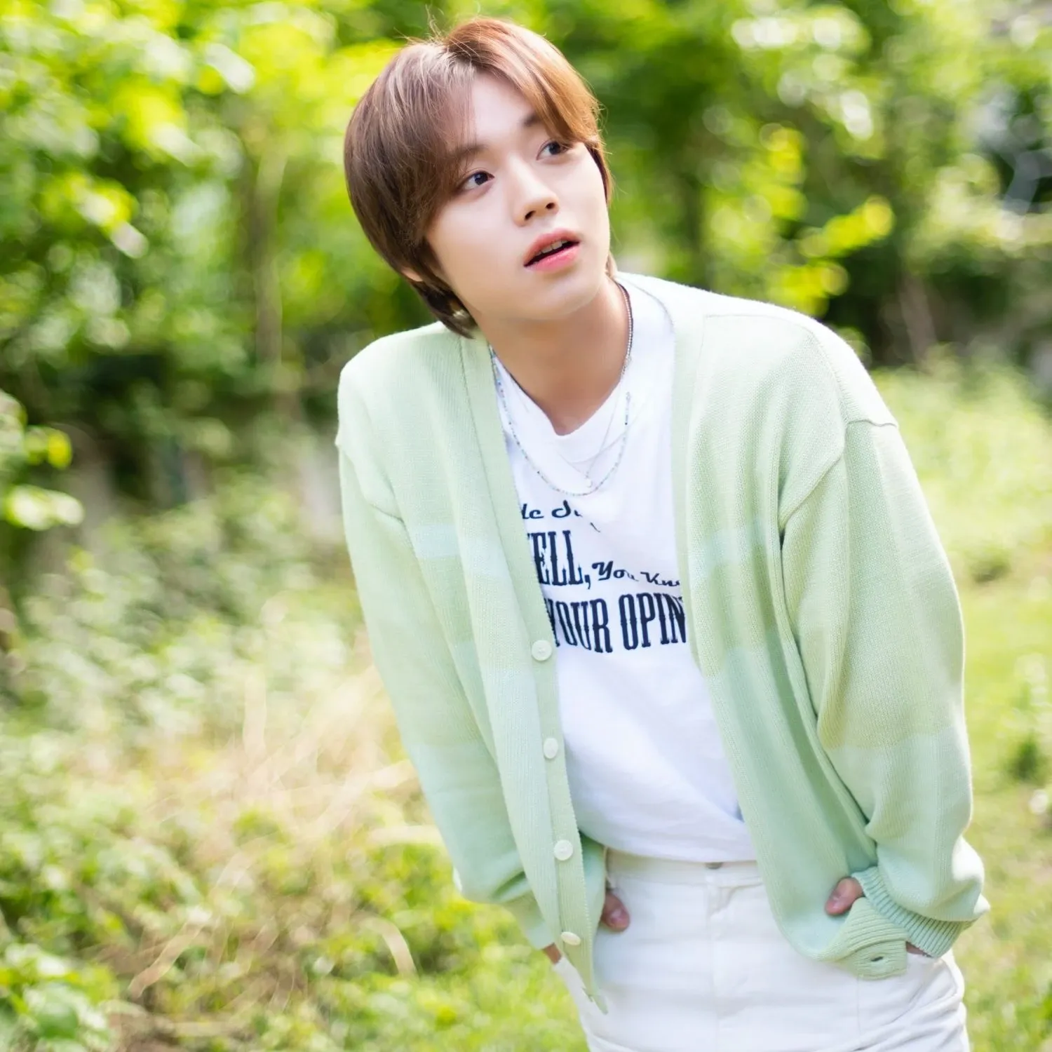 Foto terbaru dari Park Jihoon