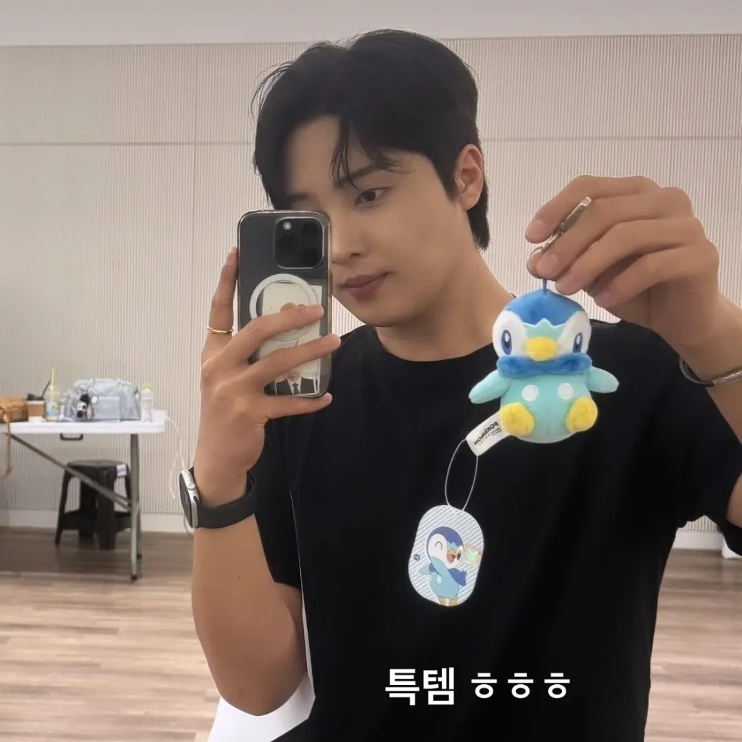 Behind-the-scenes cut of Hwang Yunsung