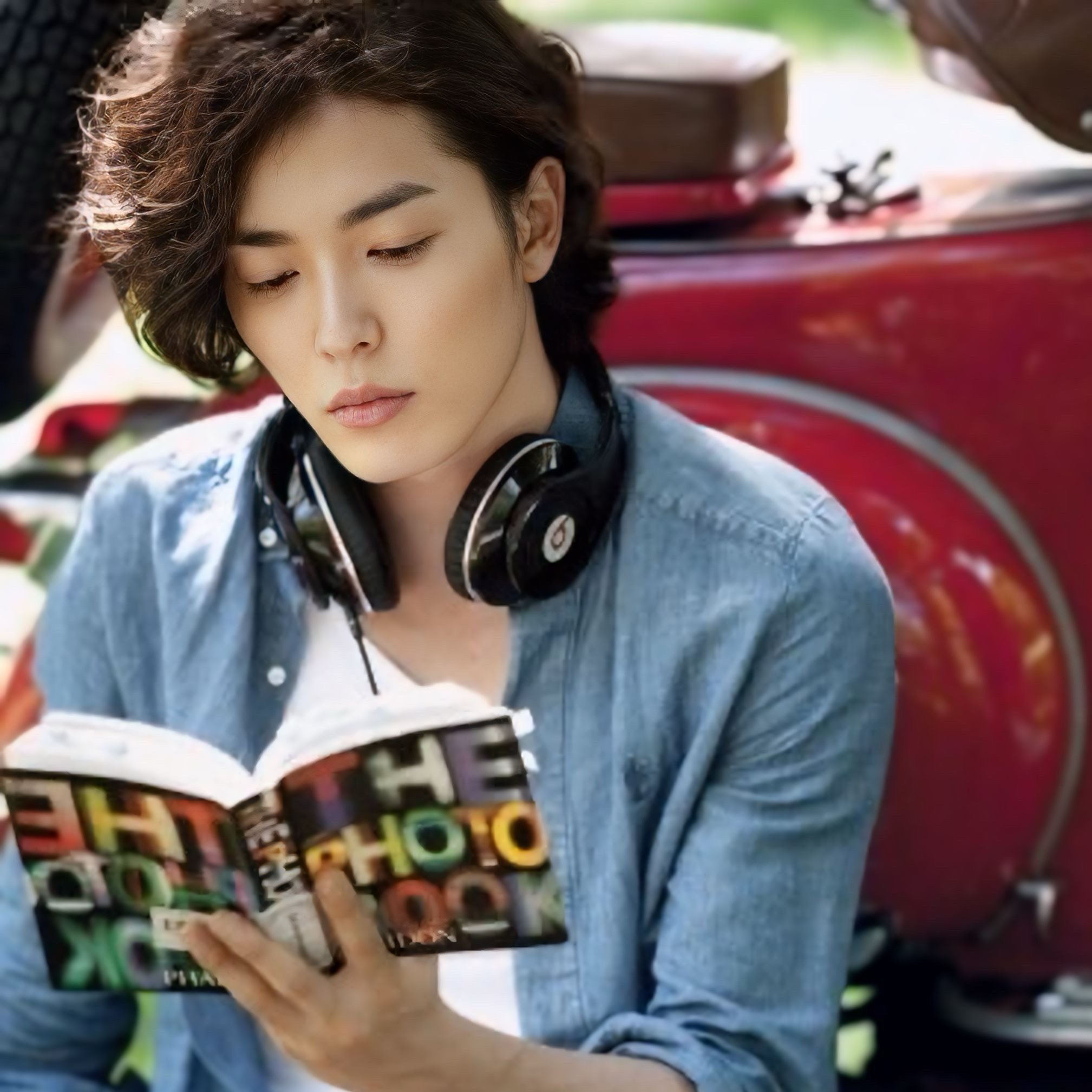Recent activity shot of Kim Jaewook