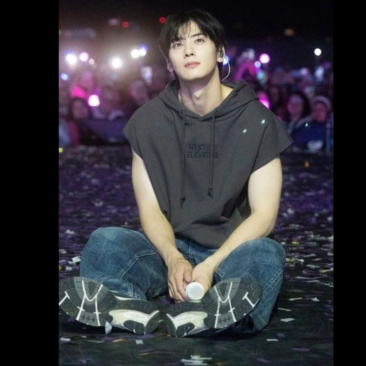 粉丝拍下的车银优瞬间