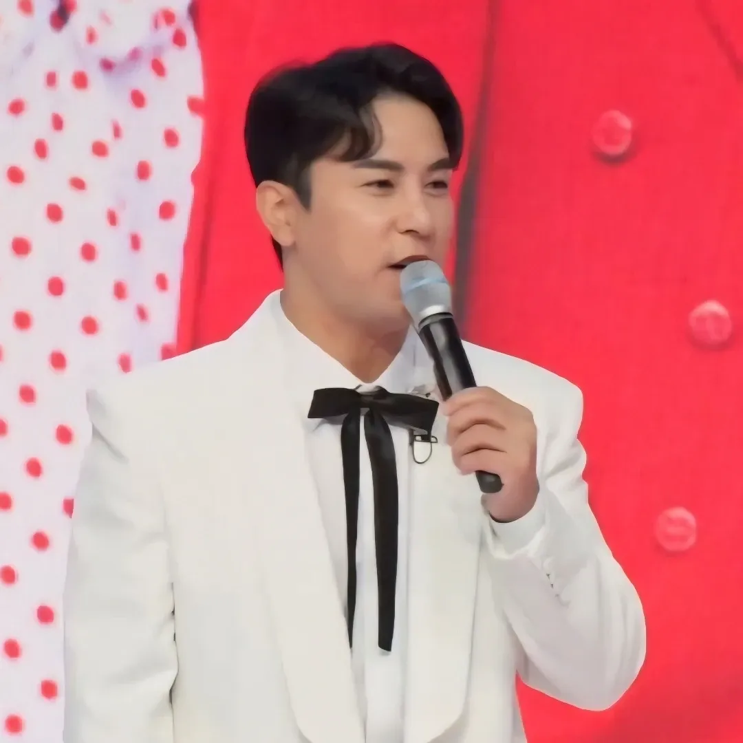 Behind-the-scenes cut of Jang Minho