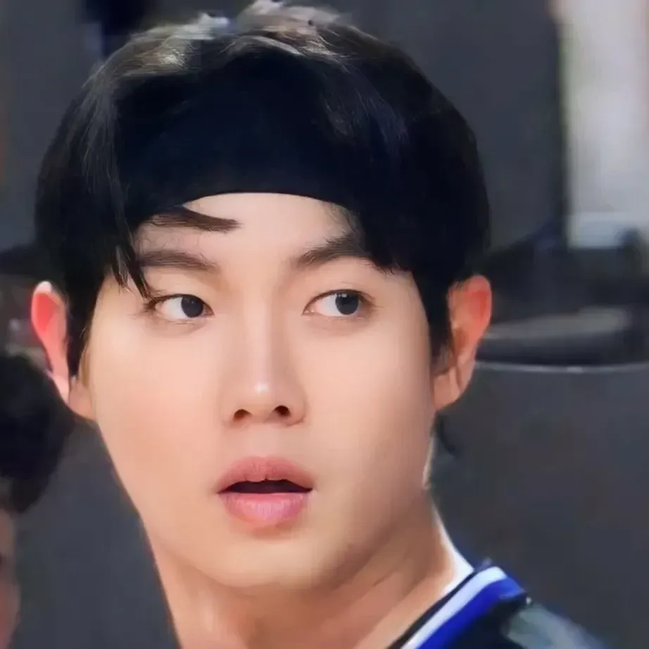 A moment captured by a fan of Son Taejin