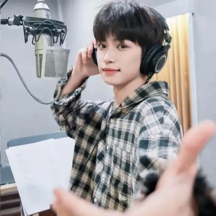 A moment captured by a fan of Zi Yu