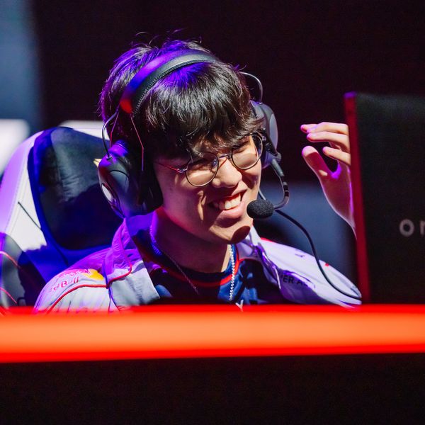 Popular profile image of Oner selected by vote
