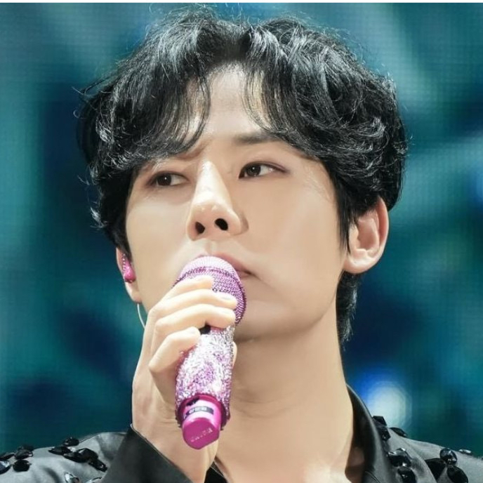 강문경의 최신 사진