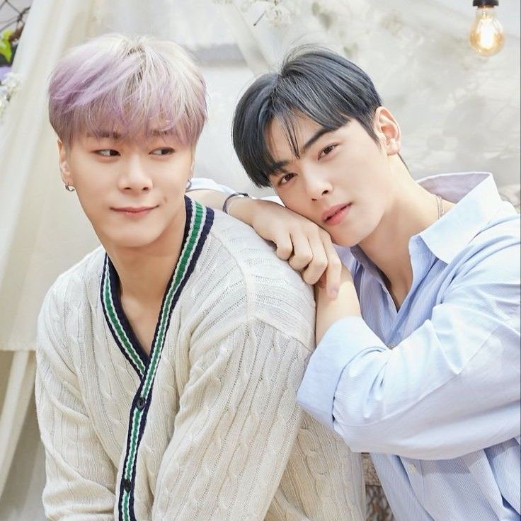 Latest photo of Cha Eunwoo