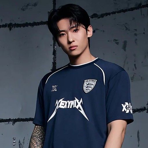 A moment captured by a fan of Dex