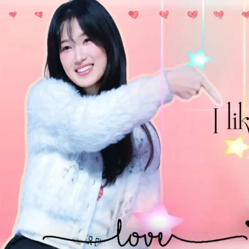 Behind-the-scenes cut of Kim Hyeyoon