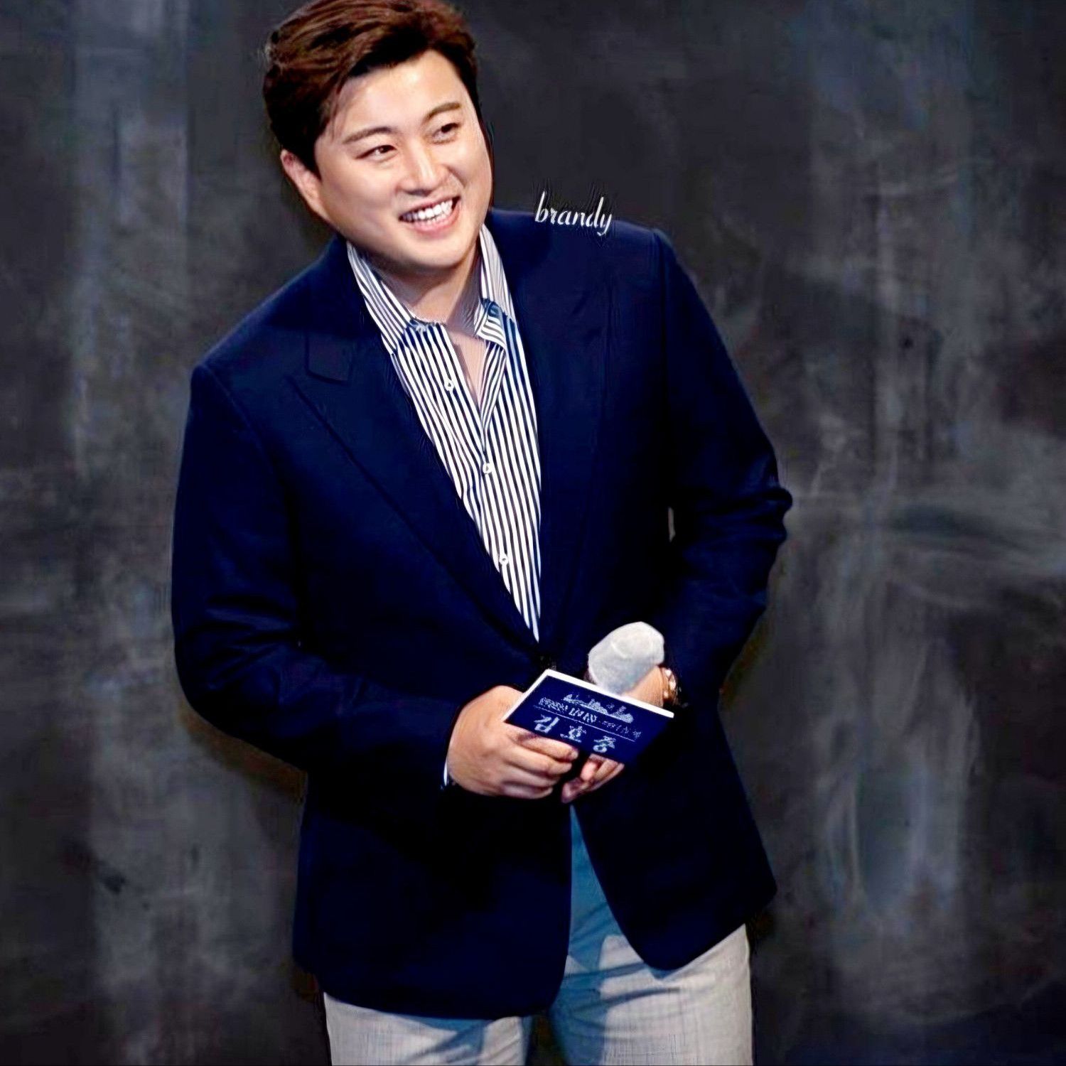 金浩中的幕后花絮