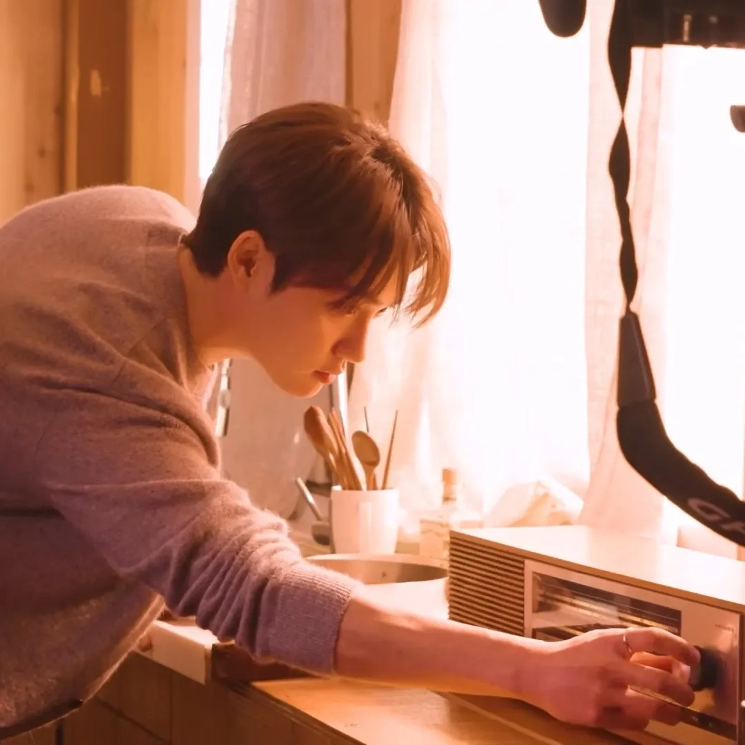 A moment captured by a fan of Doh Kyungsoo (D.O.)