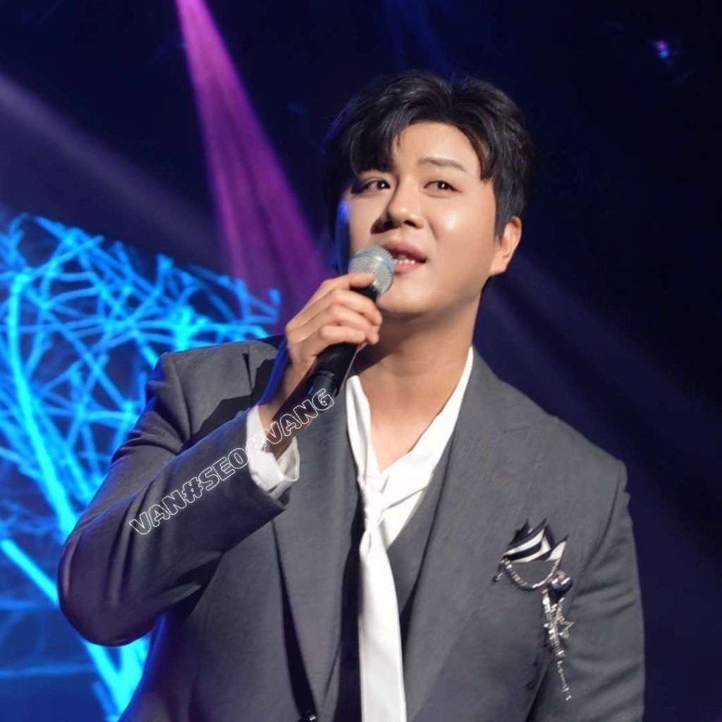 Latest photo of Jin Haesung