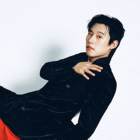 Recent activity shot of Kim Sungcheol