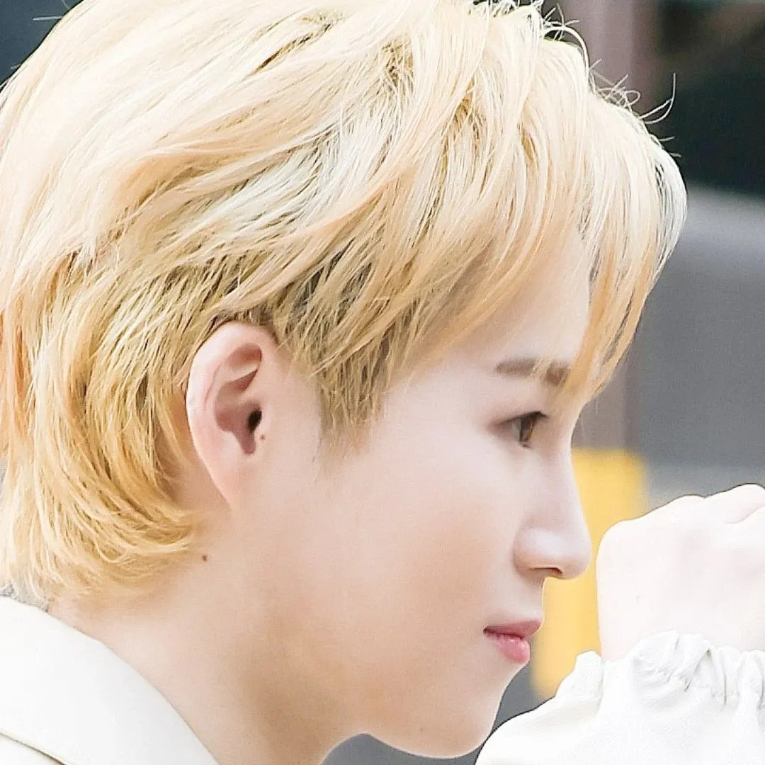 粉丝拍下的金熙栽瞬间