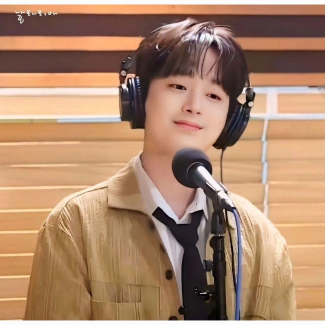 Foto kegiatan terbaru dari Lee Chanwon