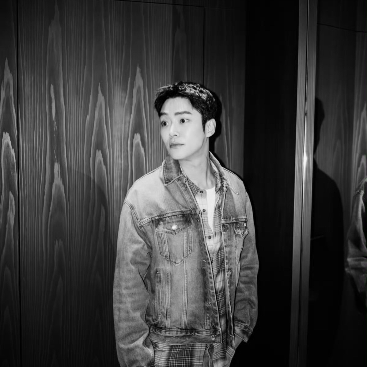 Foto terbaru dari Rowoon