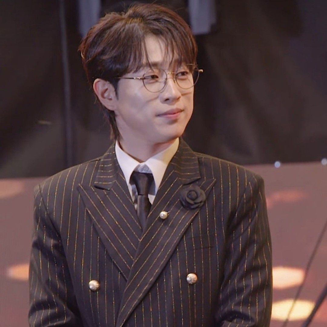 Behind-the-scenes cut of An Sunghoon