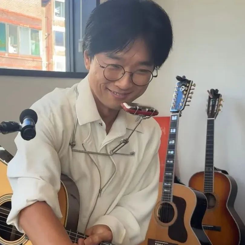 Behind-the-scenes cut of Bak Changgeun