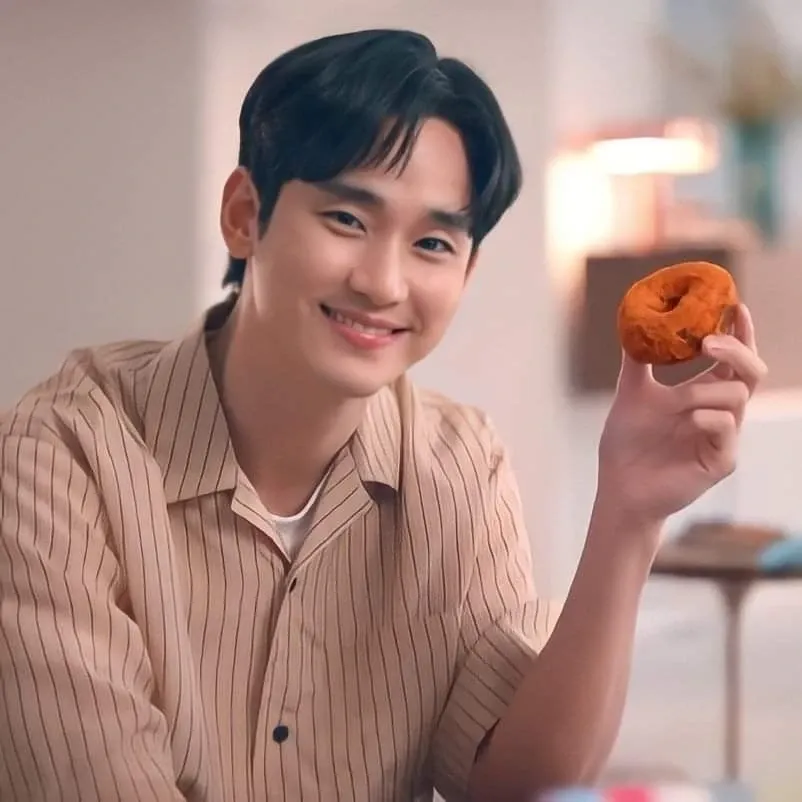 A moment captured by a fan of Kim Soohyun