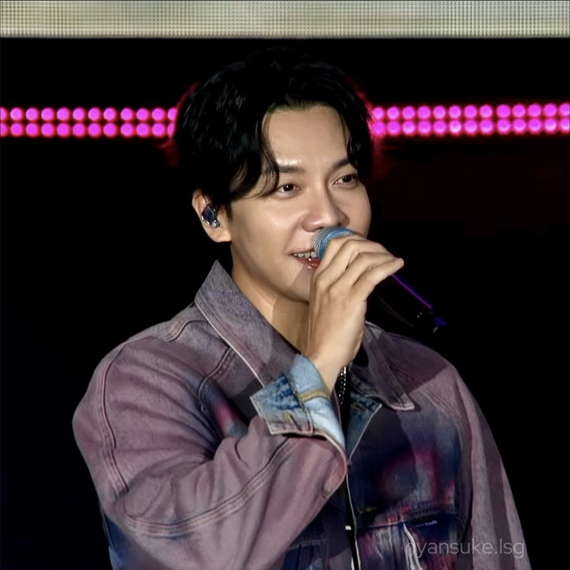 Foto terbaru dari Lee Seunggi