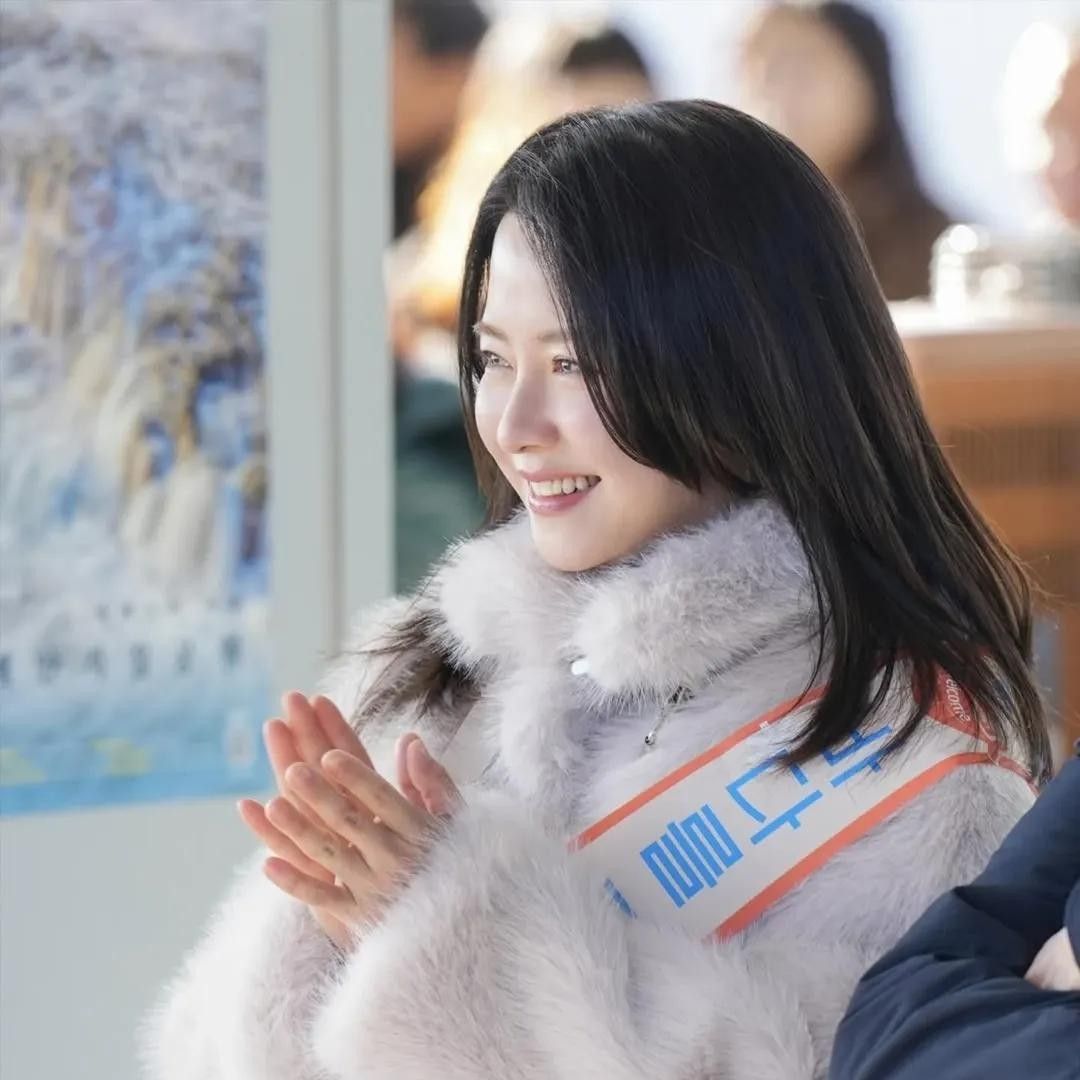 송지효의 최신 사진