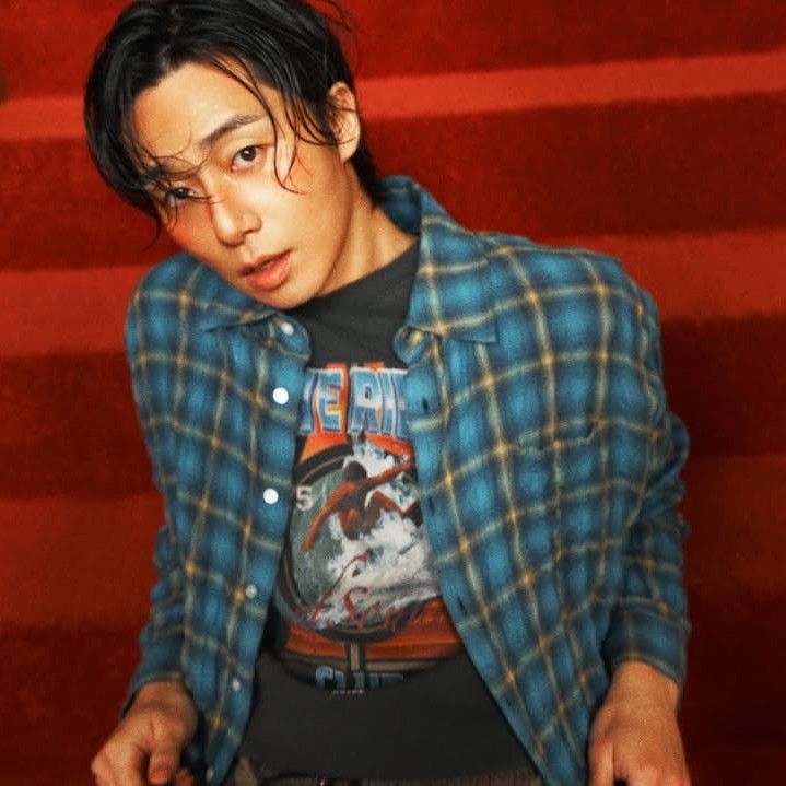 Recent activity shot of Park Seojoon