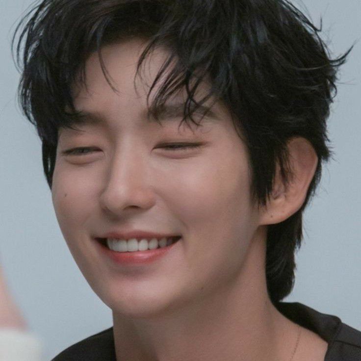 Foto kegiatan terbaru dari Lee Joongi