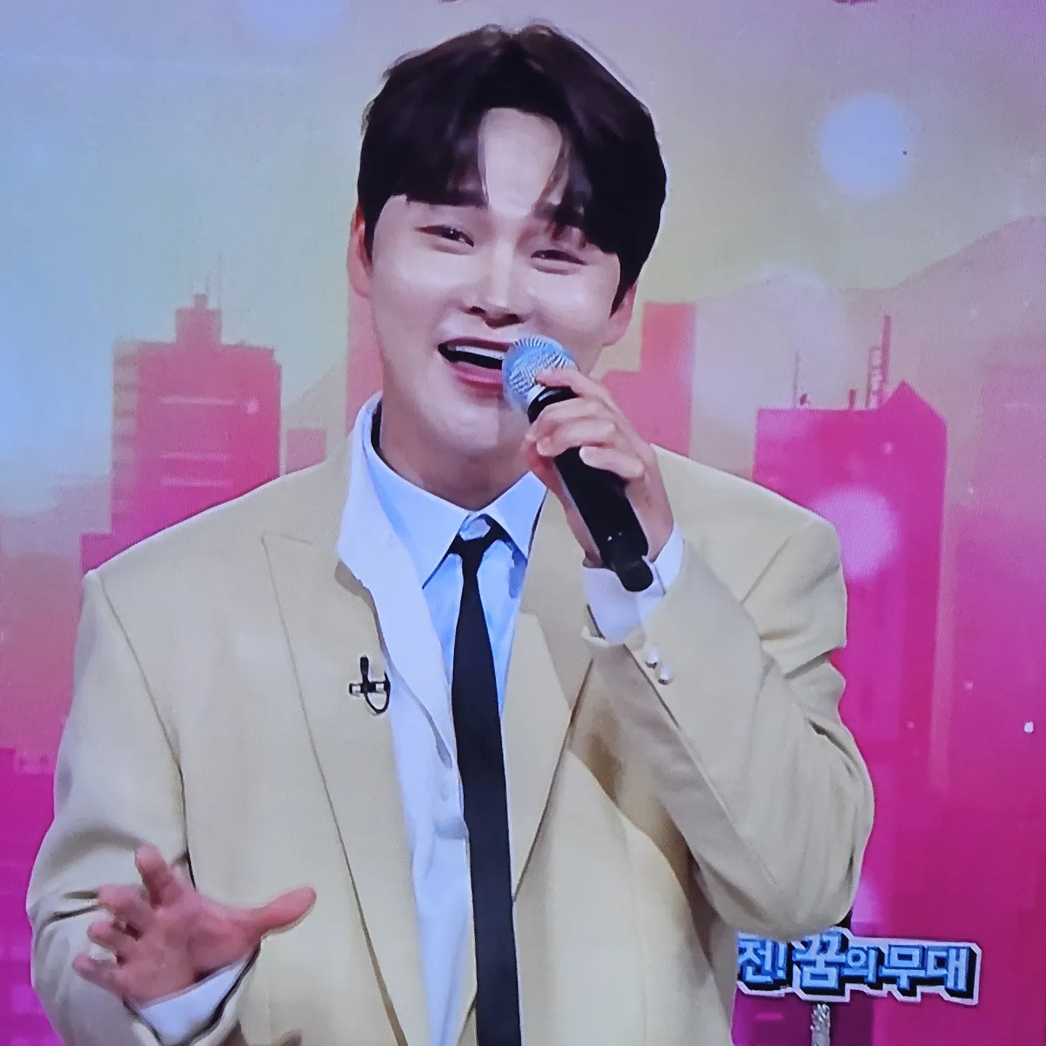 박서진의 비하인드 컷