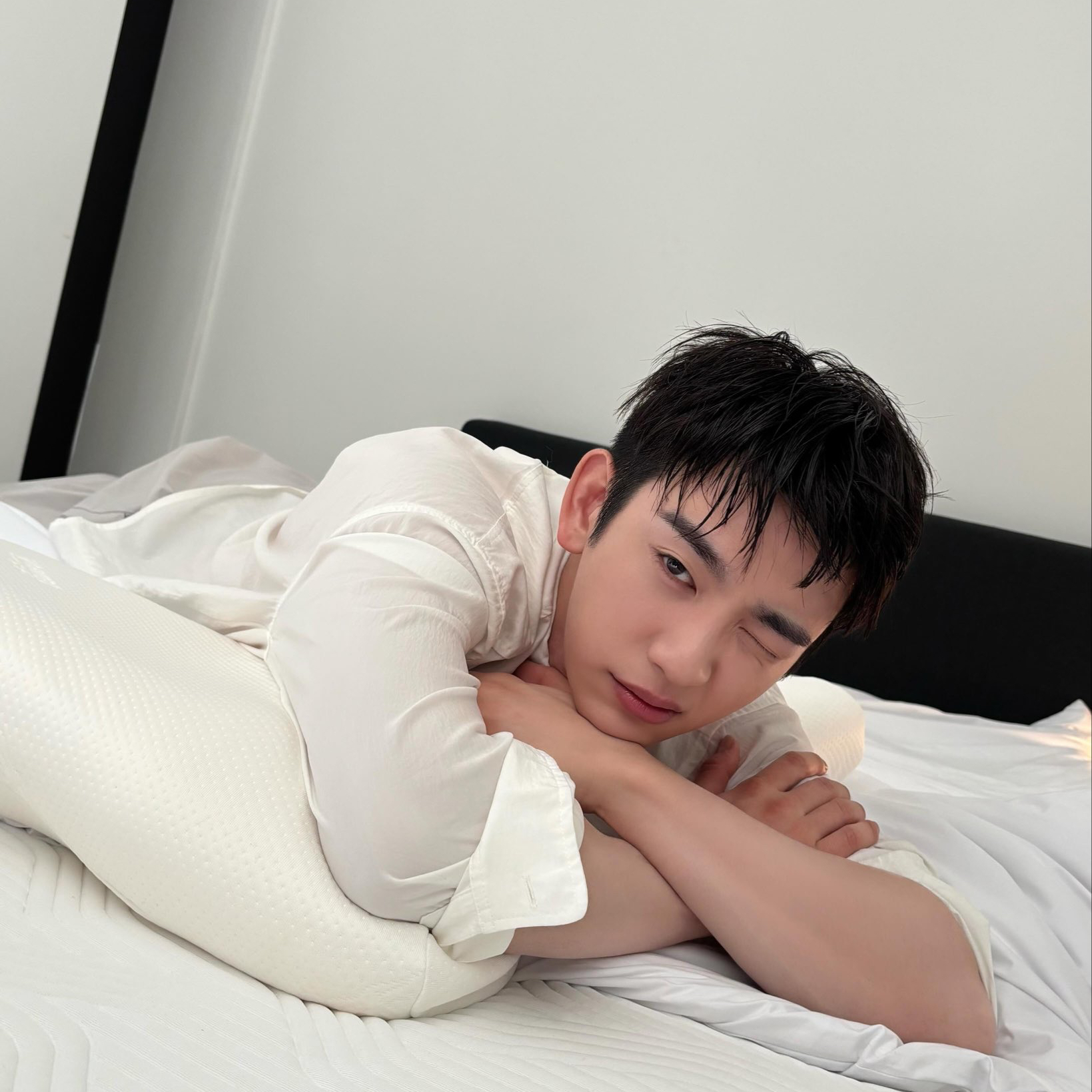 Latest photo of Park Jinyoung