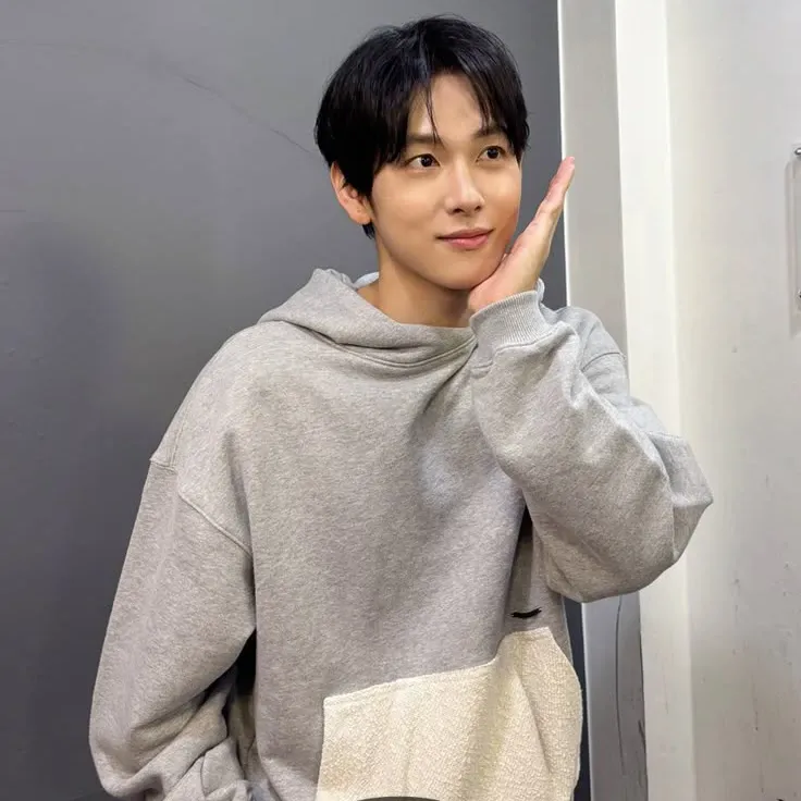 Behind-the-scenes cut of Yim Siwan