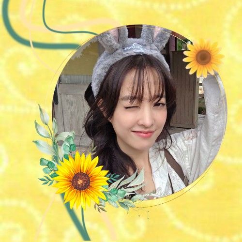 A moment captured by a fan of Park Boyoung