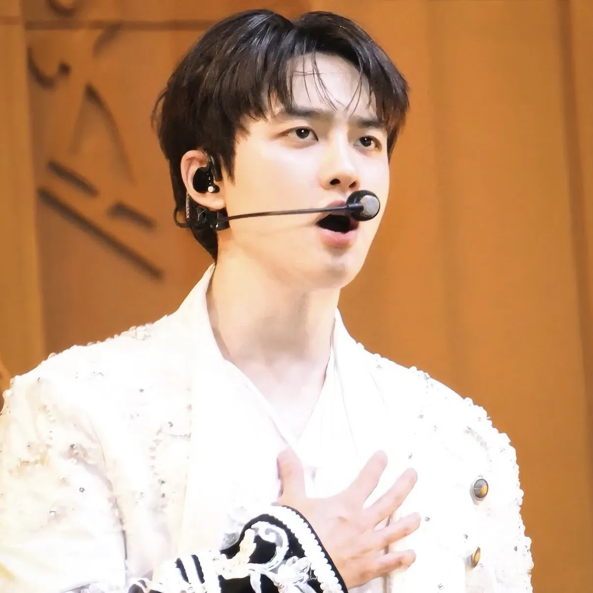 도경수 (디오)의 최신 사진