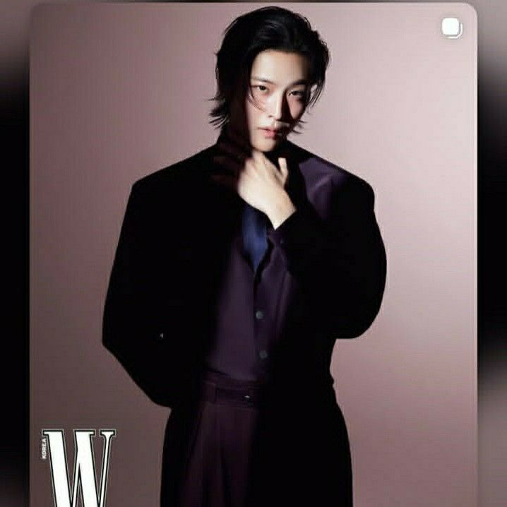 Latest photo of Lee Jongwon